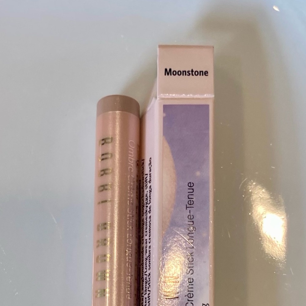 Bobbi Brown Eyeshadow Stick in “ Moonstone”. New in Box. Never Used or Swatched.